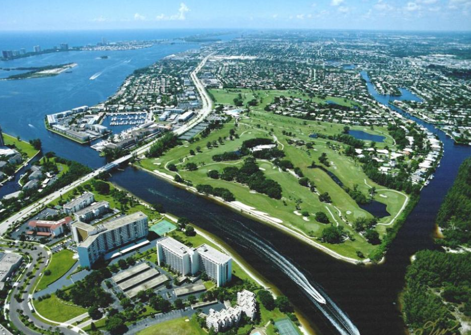 An aerial photograph of the North Palm Beach Country Club - 2024